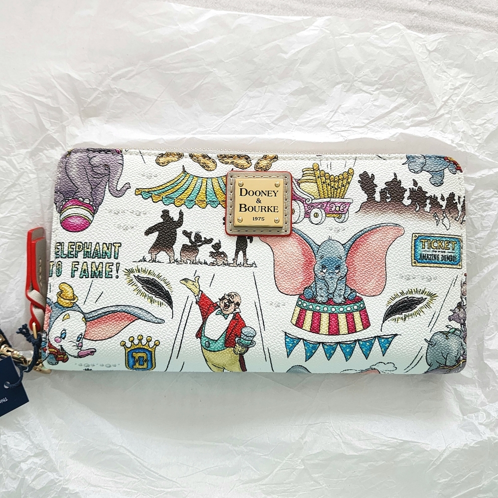 Limited Edition Dumbo Dooney & Bourke Wristlet NWT